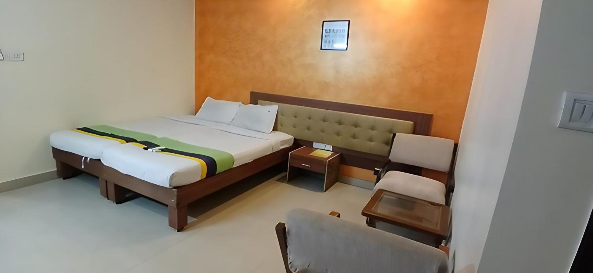 Grand Plaza Hotel - Nampally - Hyderabad Railway Station - Fish Prasadam 2025 - Free Breakfast - Deccan Railway Station - Lakdikapul Хайдарабад Экстерьер фото